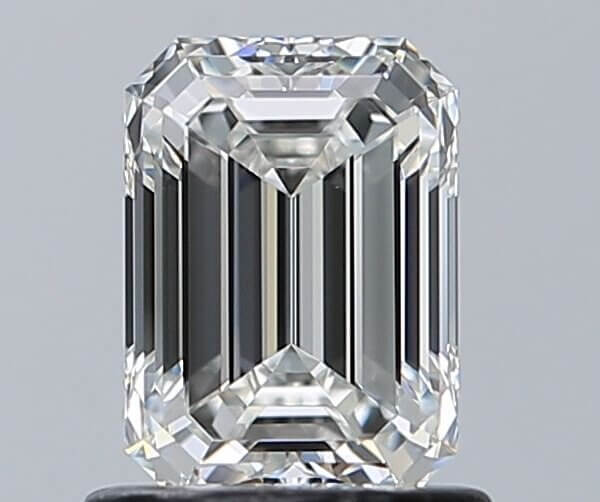 0.97 Carat Emerald Natural Diamond