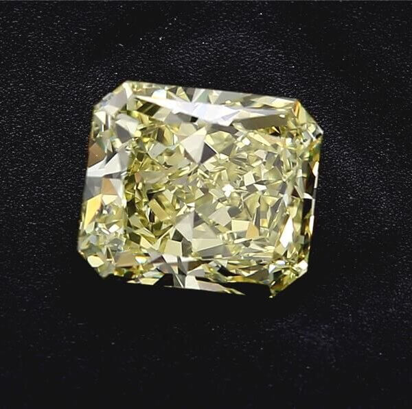 3.21 Carat Round Brilliant Natural Diamond