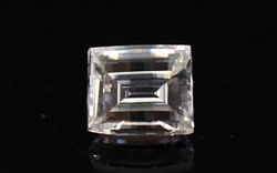 0.97 Carat Emerald Natural Diamond