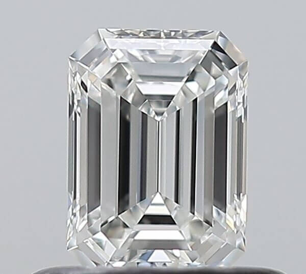 0.48 Carat Emerald Natural Diamond
