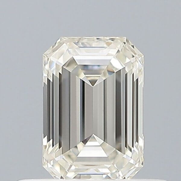 0.42 Carat Emerald Natural Diamond