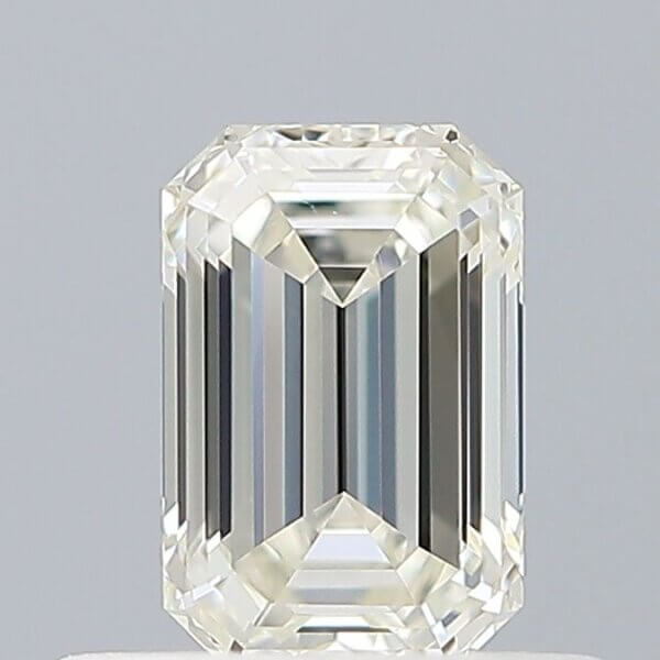 0.42 Carat Emerald Natural Diamond