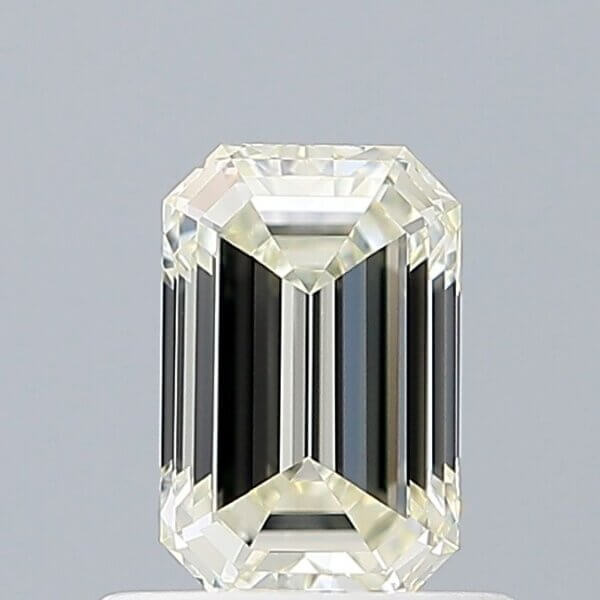 0.6 Carat Emerald Natural Diamond